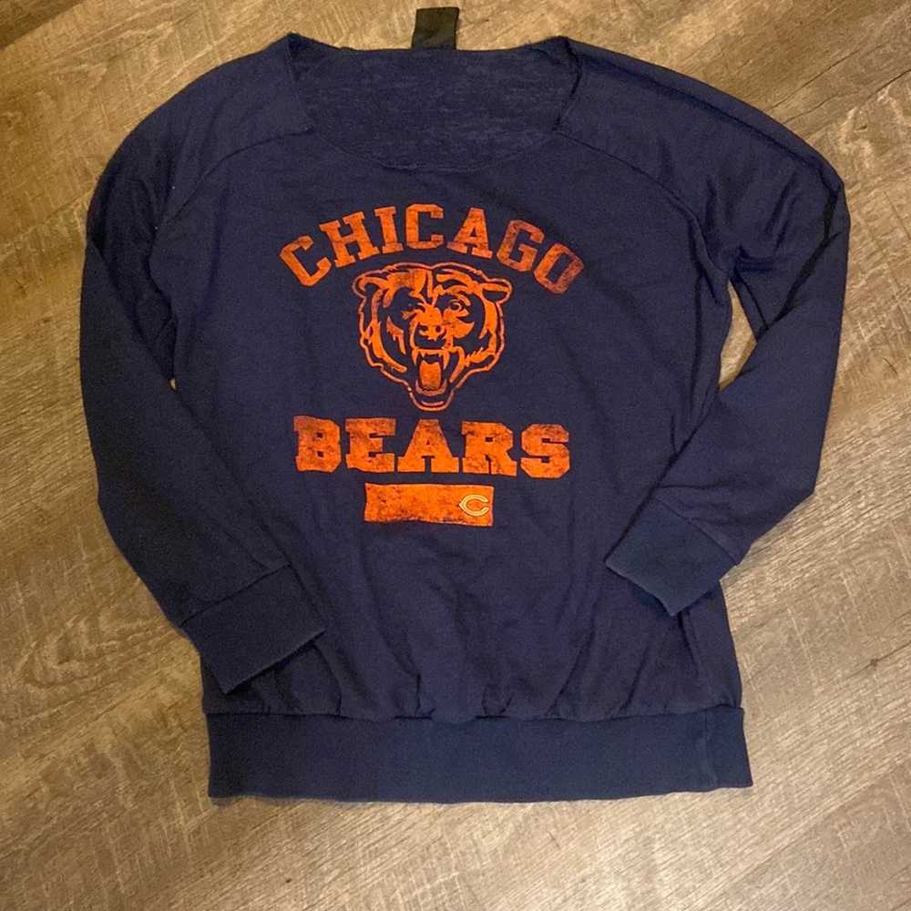 size medium Chicago bears crewneck